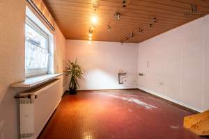 Neuer Preis!
Einzigartige Wohnmöglichkeiten auf großzügigem Grundstück! – Die vollständige Adresse der Immobilie erhältst du vom Anbieter., 64297 Eberstadt, Darmstadt – Vorschaubild 22