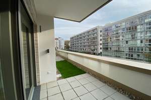 Stilvolle 3-Zi.Wohnung mit Garten, Einbauküche in zentraler Lage – Pufendorfstrasse 4c, 10249 Friedrichshain, Berlin – Vorschaubild 2