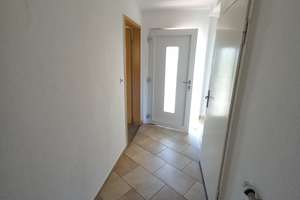 Wohnung mit Hausgefühl - alleiniger Garten/Terrasse/Keller, Einbauküche & Kamin – Die vollständige Adresse der Immobilie erhältst du vom Anbieter., 51371 Bürrig, Leverkusen – Vorschaubild 2