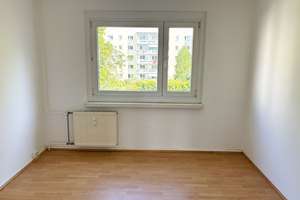 Balkon & Wanne // praktische 3-Zi.-Whg. // kurzfristiger Bezug möglich – Feuerbachstraße 4a, 1219 Leubnitz-Neuostra, Dresden – Vorschaubild 6