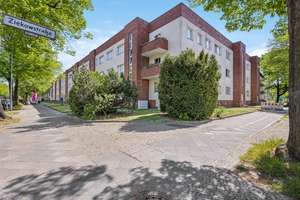 bezugsfreie 3-Zimmer-Wohnung - Jetzt Nebenkosten sparen! – Gorkistraße 48, 13509 Tegel, Berlin – Vorschaubild 2