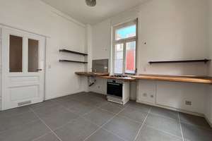 Altbaucharme trifft Wohnkomfort – Stilvolle 4-Zimmer-Wohnung mit Balkon, Tageslichtbad u. Stellplatz – Die vollständige Adresse der Immobilie erhältst du vom Anbieter., 60435 Eckenheim, Frankfurt am Main – Vorschaubild 4