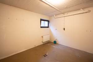 Property thumbnail 36