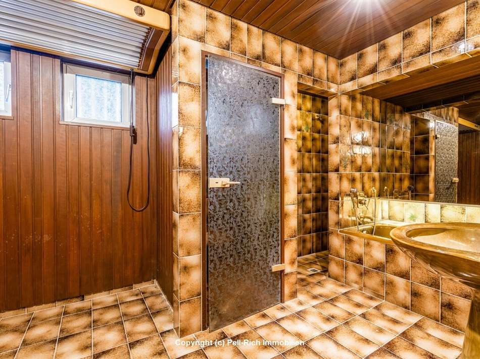 Badezimmer Hauptwohnung UG