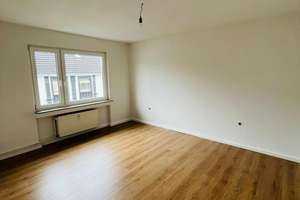 Sanierte 3-Zimmer-Wohnung mit Balkon in Gelsenkirchen-Horst – Industriestrasse 52, 45899 Horst, Gelsenkirchen – Vorschaubild 5