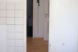  ++ WOHNEN KOMBINIERT MIT ERHOLUNG ++ TOLLE 3-ZIMMERWOHNUNG DIREKT AM LERCHENAUER SEE ++  – Die vollständige Adresse der Immobilie erhältst du vom Anbieter., 80995 Lerchenau-West, München – Vorschaubild 13