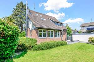 Freihstehendes Einfamilienhaus in Sackgasse * Kamin * Garten * Garage * 227 m² Wohn/Nutzfläche – Die vollständige Adresse der Immobilie erhältst du vom Anbieter., 51381 Lützenkirchen, Leverkusen – Vorschaubild 3