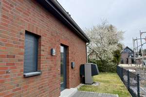 Traumhafte 5-Zimmer-Doppelhaushälfte am Stadtpark in Norderstedt – Glashütter Weg 57c, 22844 Norderstedt – Vorschaubild 2