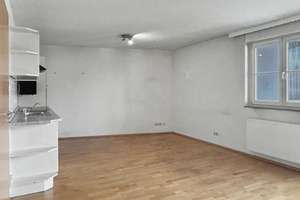 Barrierefreies 1-Zimmer-Apartment mit traumhaftem Balkon inkl. Vorrang auf Heimplatz in Würzburg – Die vollständige Adresse der Immobilie erhältst du vom Anbieter., 97070 Altstadt, Würzburg – Vorschaubild 3