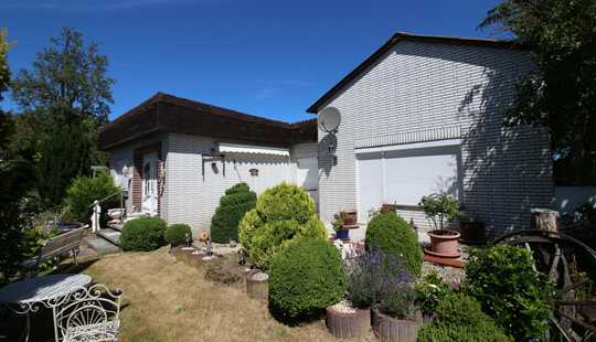 Bild von Bungalow mit Weitblick – großzügiges Grundstück und viel Potenzial