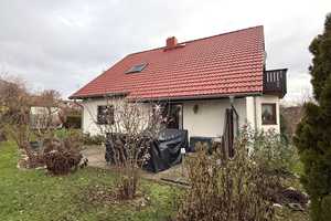 Schönes EFH, 7 Zi., 216 m² Wfl. mit Balkon und Terrasse in Brahmenau zu verkaufen – Greiz (Kreis) – Vorschaubild 2