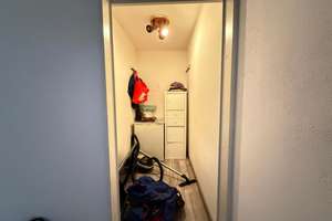 Zentrale, vermietete 3 Zi. Wohnung mit TG & Außenstellplatz sowie Terrasse im Herzen von Augsburg – Die vollständige Adresse der Immobilie erhältst du vom Anbieter., 86157 Pfersee-Nord, Augsburg – Vorschaubild 11