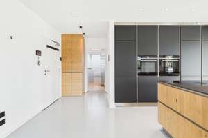 Sofort frei! Neuwertig! XXL-Balkon, Photovoltaik mit Speicher, zwei Garagen, Einbauküche, Smart-Home – 85049 Friedrichshofen-Hollerstauden, Ingolstadt – Vorschaubild 19