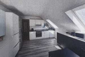 Helle großzügige 2-Zimmer-DG-Wohnung mit Süd-BeiBalkon und Einbauküche in Top-Lage in S-Möhringen – Stuttgart – Vorschaubild 2