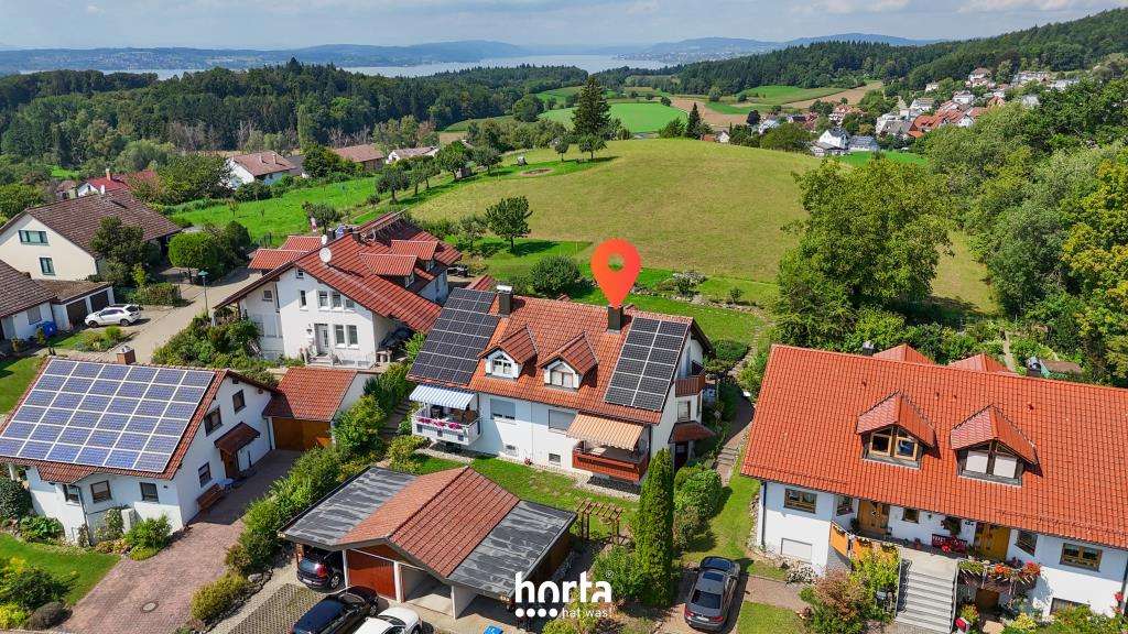 Immobilie in Daisendorf - Bezugsfreie DHH mit ELW und Panorama-See- und Alpensicht in Daisendorf - Bild 0