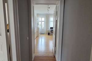 3,5-Zimmer-Wohnung mit Altbaucharme in Prenzlauer Berg – ruhig, hell und sehr gut ausgestattet – Die vollständige Adresse der Immobilie erhältst du vom Anbieter., 10437 Prenzlauer Berg, Berlin – Vorschaubild 9