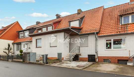 Bild von Ihr neues Zuhause: Reihenmittelhaus mit Garten, großem Wintergarten und Stellplatz in ruhiger Lage