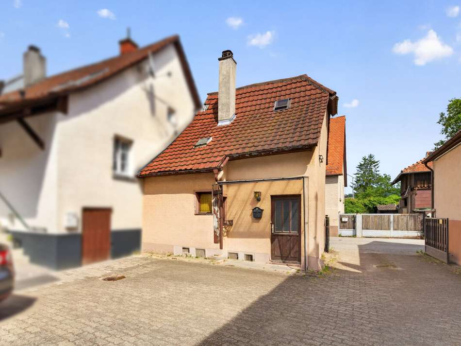 Vorderhaus vom Hof