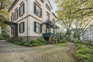 Villa in Wiesbaden - Gründerzeitvilla für Wohnen, Praxis oder Kanzlei – Die vollständige Adresse der Immobilie erhältst du vom Anbieter., 65189 Südost, Wiesbaden – Vorschaubild 2