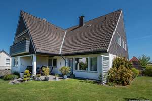 Großzügiges Zweifamilienhaus mit Garage und Garten in Bielefeld-Vilsendorf – Die vollständige Adresse der Immobilie erhältst du vom Anbieter., 33739 Jöllenbeck, Bielefeld – Vorschaubild 3