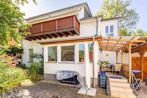 Wunderschönes Zweifamilienhaus mit traumhaftem Garten – Berlin – Vorschaubild 4