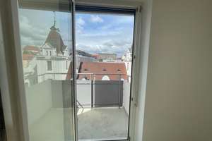 Sehr helle, großzügige 3-ZKB-Wohnung mit Blick über Augsburg – Leonhardsberg  17, 86150 Jakobervorstadt-Nord, Augsburg – Vorschaubild 4