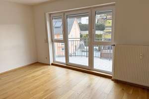 Toller 3 – Zimmer - Maisonette - Wohnung mit sonnigem Balkon und TG-Stellplatz in Burladingen
 – Die vollständige Adresse der Immobilie erhältst du vom Anbieter., 72393 Burladingen – Vorschaubild 2