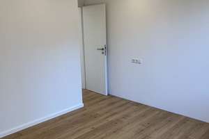 NEUBAU *Erstbezug* - Helle, offene 3 Zimmer Wohnung mit Terrasse in Reutlingen-Ohmenhausen – Die vollständige Adresse der Immobilie erhältst du vom Anbieter., 72770 Ohmenhausen, Reutlingen – Vorschaubild 2