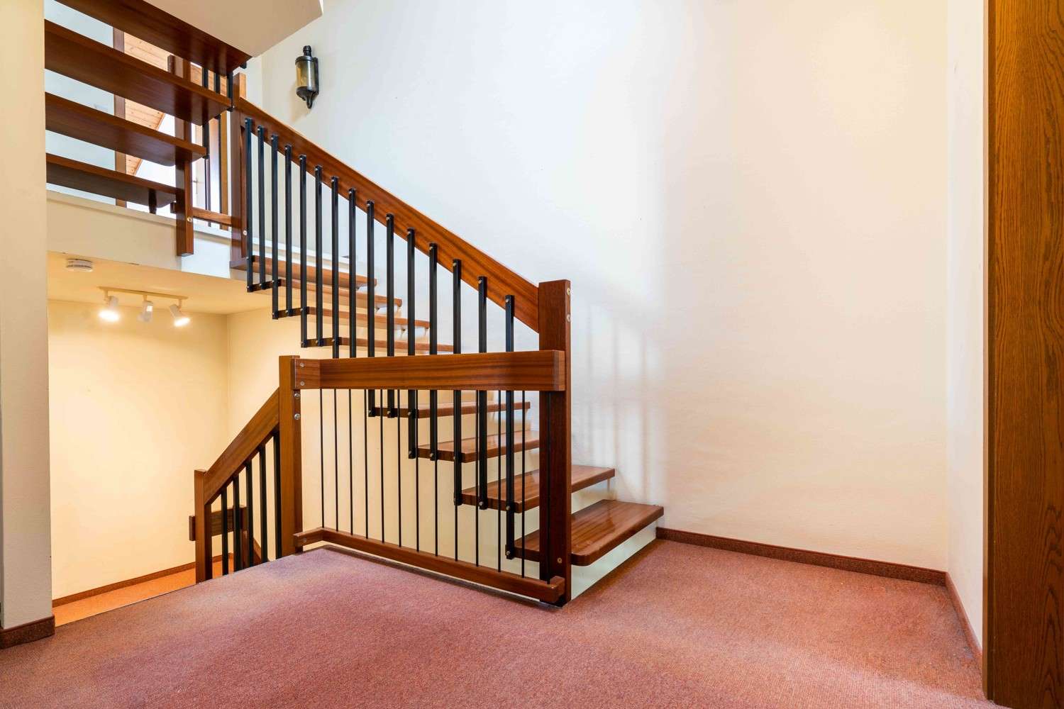 Immobilie in Weßling - Seenah wohnen: Reiheneckhaus mit großem Garten & viel Potenzial - Bild 14