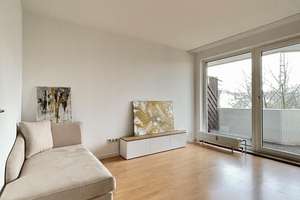 Schön möbliert, Balkon & Garten – Benzenbergstr. 51, 40219 Unterbilk, Düsseldorf – Vorschaubild 2