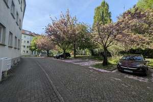 … mit Blick zum Innenhof - renoviertes 2-Zimmer-Apartment + Tageslichtbad + separate Küche – Fischbank 4, 18055 Stadtmitte, Rostock – Vorschaubild 9