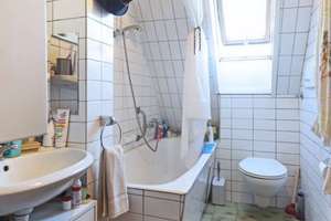 Mehr als 4% Mietrendite  & Provisionsfrei: Vermietete DG-Wohnung mit langfristigem Mietverhältnis – Heumadener Straße 22, 70329 Hedelfingen (Ortsteil), Stuttgart – Vorschaubild 7