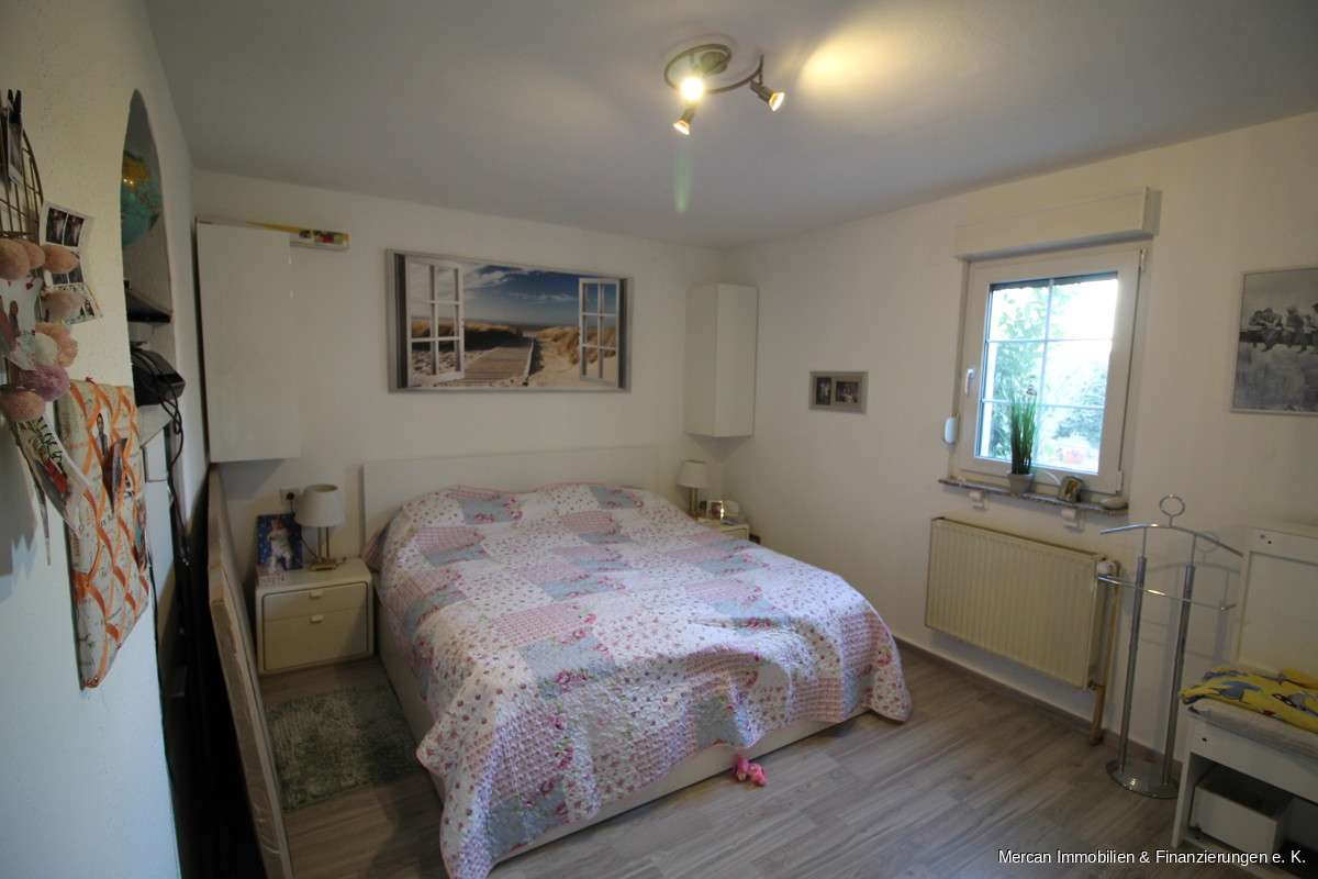 Immobilie in Barsinghausen - gepflegtes Mehrfamilienhaus als Kapitalanlage oder zur Selbstnutzung - Bild 4