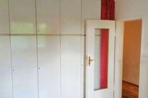 Zentrale, helle, ruhige 2-Zimmer Wohnung mit Balkon in grüner Parkanlage in Bogenhausen – Buschingstraße 45, 81677 Parkstadt, München – Vorschaubild 4