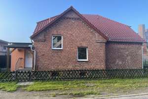 Wohnhaus mit zwei Wohnungen in Schwedt, OT Schönermark – Am Dorfanger 28/31, 16303 Mark Landin – Vorschaubild 3