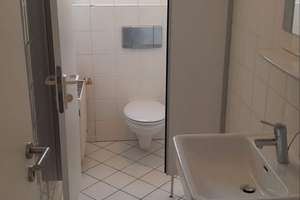 Helles Zimmer in sanierter Studentinnen-WG – moderne Küche, zwei Bäder & schnell an der Uni – Siegburger Straße 123, 53229 Vilich, Bonn – Vorschaubild 6