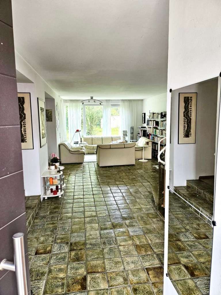 Immobilie in Haar - Charmante DHH mit Garten und Gestaltungspotenzial - Bild 4