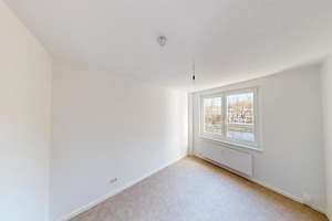 NEU saniert - Duschaufsatz aus Echtglas - Deckenspots - 7m² großer Balkon – Draisdorfer Str. 20c, 9114 Furth, Chemnitz – Vorschaubild 7
