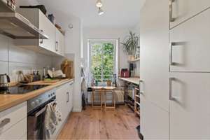 Helle 3-Zimmer Wohnung mit Balkon im 4. OG in Karlsruhe Südweststadt – Mathystr. 7-9, 76133 Südweststadt, Karlsruhe – Vorschaubild 3