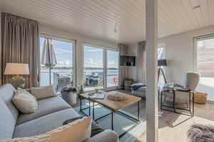 Hochwertig möbliertes Wasserhaus mit Bootsliegeplatz * Hausboot - Feeling * – Schleswig-Flensburg (Kreis) – Vorschaubild 7