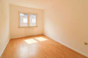 Charmante 2-Zimmer-Wohnung mit Entwicklungspotenzial  – Die vollständige Adresse der Immobilie erhältst du vom Anbieter., 45127 Ostviertel, Essen – Vorschaubild 2