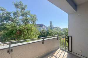 WUNDERSCHÖNER AUSBLICK! HELLE 2-ZIMMER WOHNUNG! PROVISIONSFREI! – Mariendorfer Weg 39b, 12051 Neukölln (Ortsteil), Berlin – Vorschaubild 3