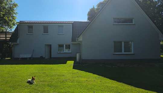 Bild von Einfamilienhaus von 2016 in traumhafter Lage in Kressin