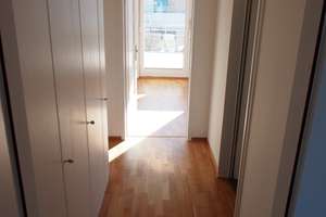Stilvolles Penthouse über den Dächern von Augsburg - Zentrale und ruhige Wohnlage, 10min zum ZK – Eberlestr. 9, 86157 Pfersee-Nord, Augsburg – Vorschaubild 4