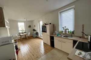 Nachmieter gesucht ab November – 2 ZKB, 62 m², große Terrasse