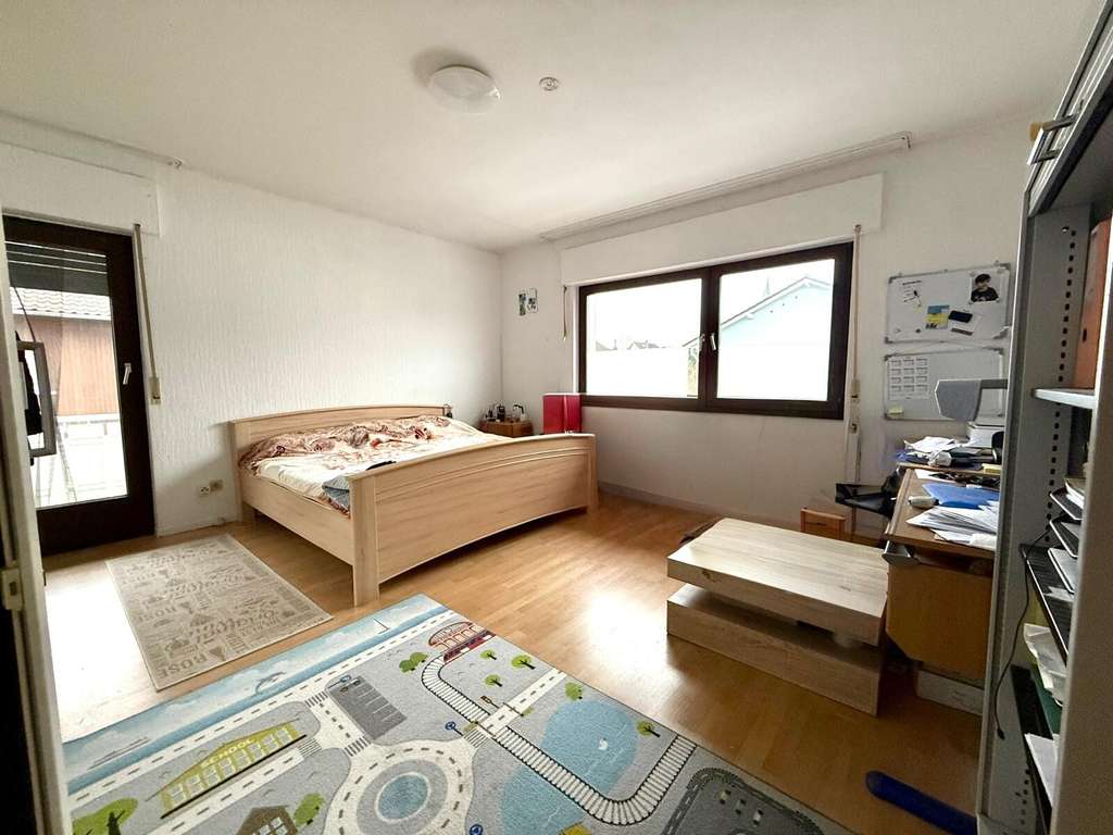 Immobilie in Babenhausen - Dreifamilienhaus mit Potenzial in Zentrumslage! - Bild 0