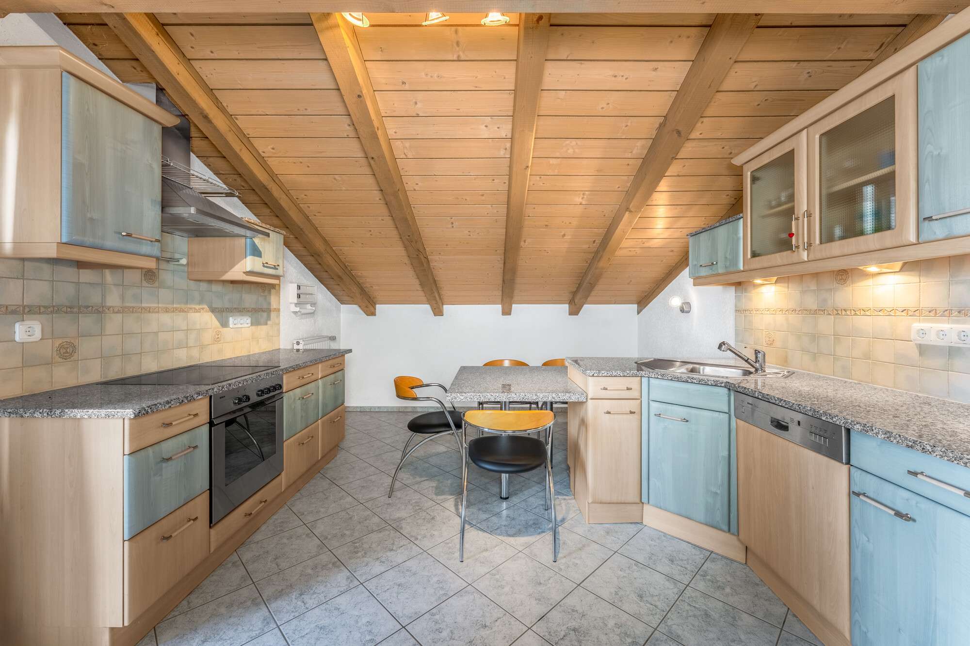 Immobilie in Ruhmannsfelden - Landhausvilla mit großzügigem Innenpool in Ruhmannsfelden! - Bild 6