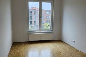 4-Zimmer Wohnung mit großem Balkon im östlichen Ringgebiet – Bennemannstr. 7, 38102 Östliches Ringgebiet, Braunschweig – Vorschaubild 5