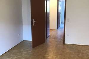 Neues Zuhause mit Balkon! Renovierte 2-Zimmer-Wohnung ab sofort frei – Gibitzenhofstr. 88 d, 90443 Steinbühl, Nürnberg – Vorschaubild 4