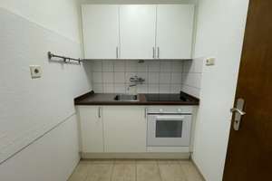 Nachmietende Person gesucht: 1-Zimmer-Wohnung im Osten Münchens für eine Einzelperson – Dompfaffweg 6, 81827 Waldtrudering, München – Vorschaubild 4